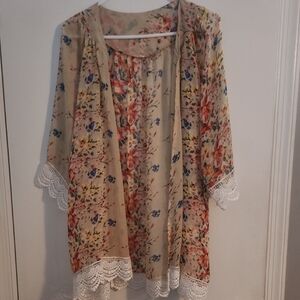 Floral Kimono with Lace Trim